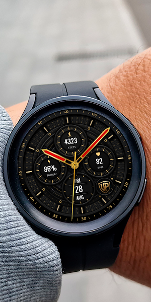 Analog TITAN WS18 Watch face Screenshot 3