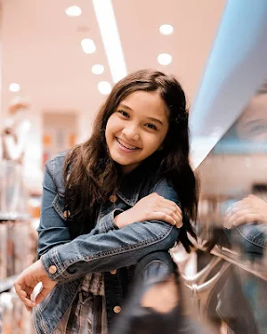 Naisa Alifia Wallpaper 2024 Screenshot 3