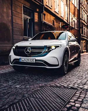 Mercedes Benz EQC Wallpapers Screenshot 2