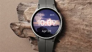 Frozen Landscape - Watch Face Screenshot 1