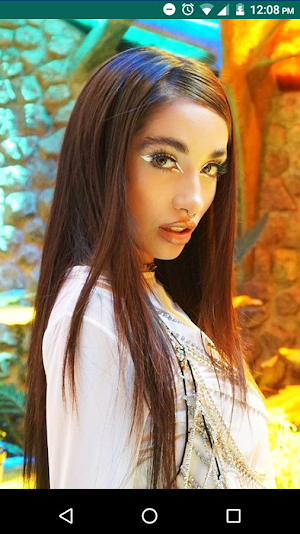 Maria Becerra Wallpaper Screenshot 3