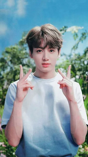 Jungkook Wallpaper & Photos HD Screenshot 3