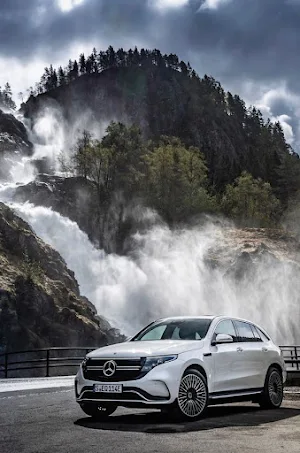 Mercedes Benz EQC Wallpapers Screenshot 3