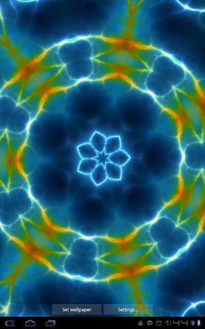 Prismatic Live Wallpaper Screenshot 1