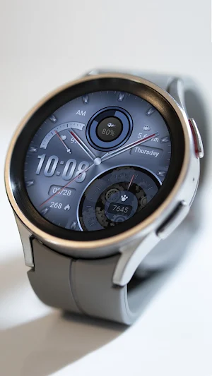 Daisy Blue Quartz For Wear OS Screenshot 2