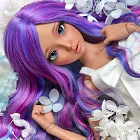 Cute Doll Wallpaper