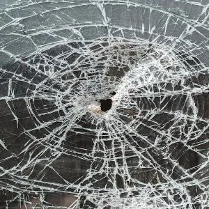 Glass Breaking Sounds Prank Screenshot 0