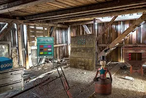 Abandoned Farm House Mystery Screenshot 2