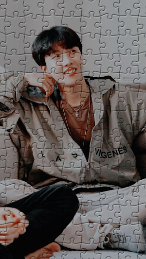 J-Hope Jigsaw Puzzles Screenshot 2