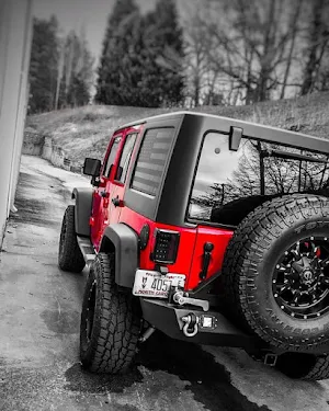 Red Jeep Wrangler Wallpapers Screenshot 1