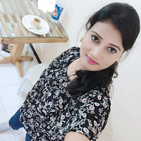 Girls Love Full Screen Photos