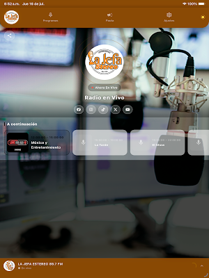 LA JEFA ESTEREO 89.7 FM Screenshot 2