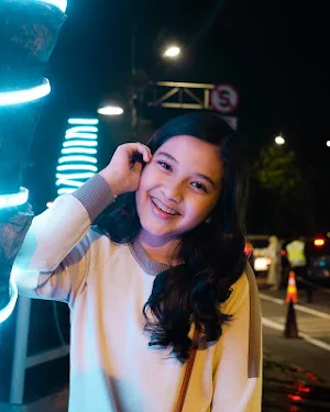 Naisa Alifia Wallpaper 2024 Screenshot 2