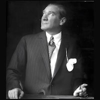 Atatürk Duvar Kağıtları 2K