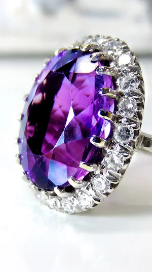 purple diamond wallpaper Screenshot 0