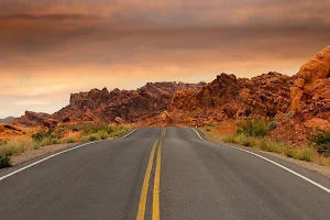 Road wallpapers Screenshot 3