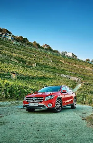 Mercedes Benz GLA Wallpapers Screenshot 2